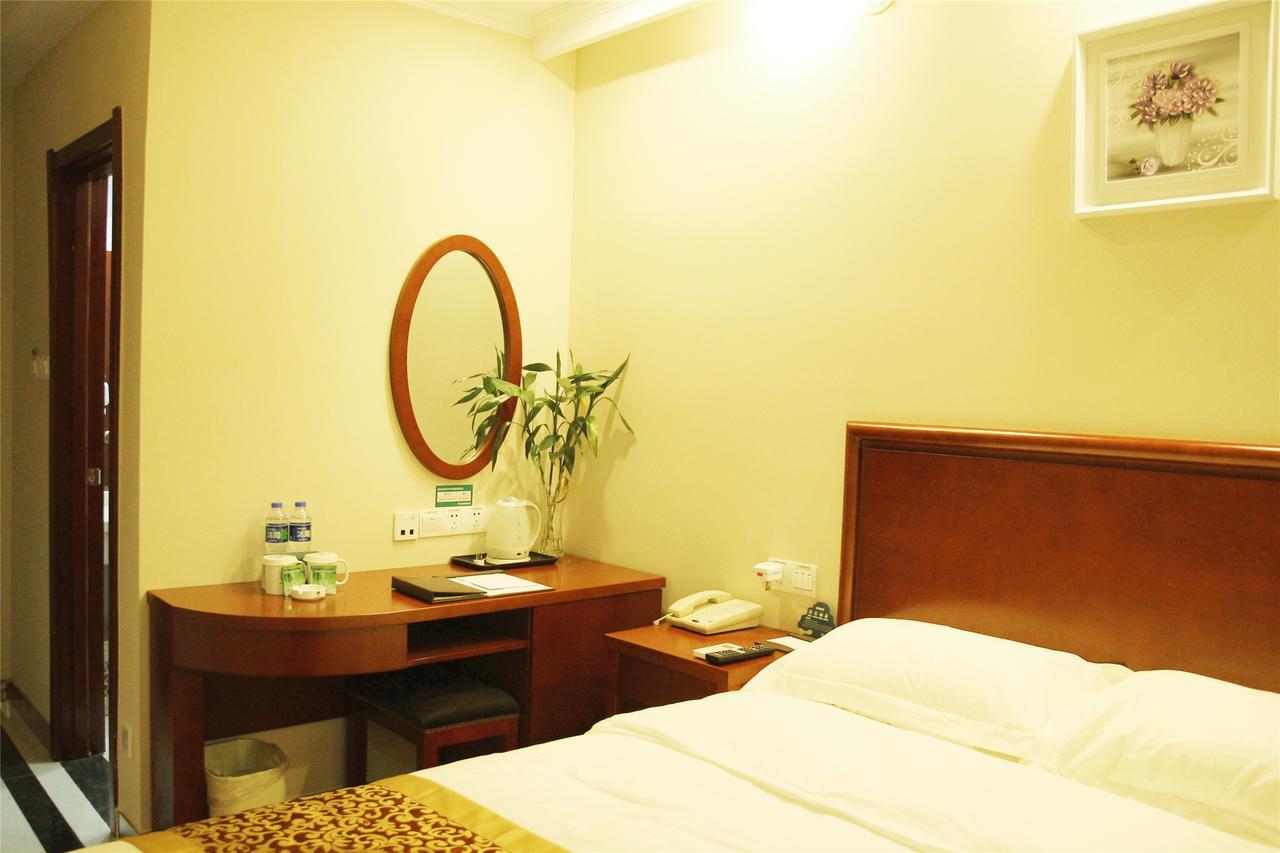 Greentree Inn Guangxi Guilin Lingui Jinshan Square Jinshui Road Express Hotel Exteriör bild
