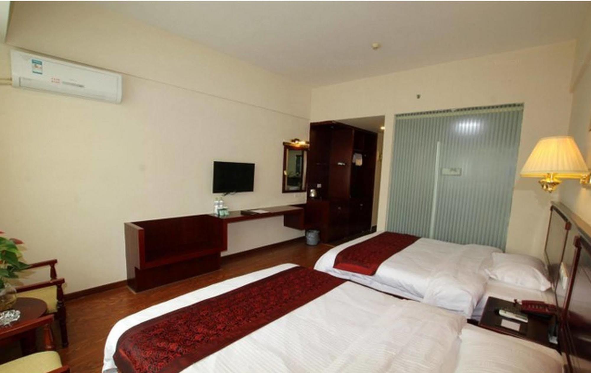 Greentree Inn Guangxi Guilin Lingui Jinshan Square Jinshui Road Express Hotel Exteriör bild